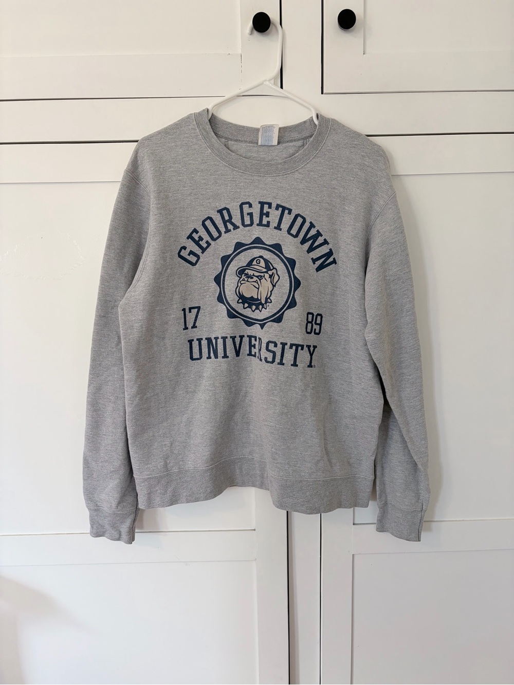 Georgetown University Gray Crewneck Size Medium